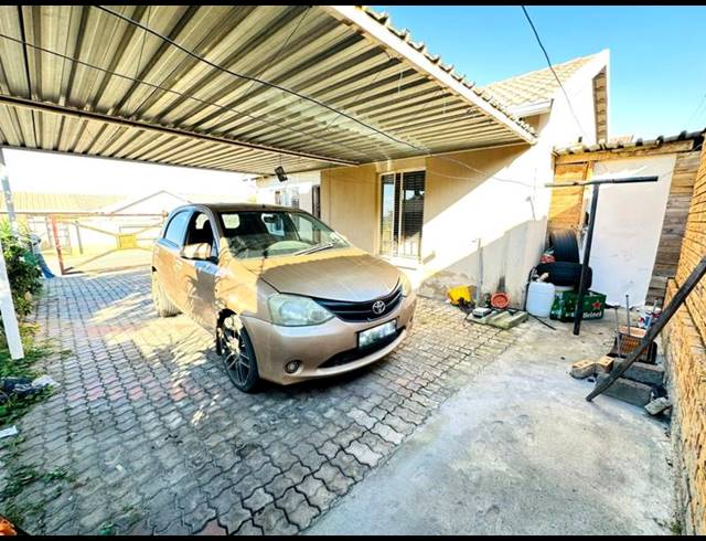 2 BEDROOM HOUSE FOR SALE IN COSMO CITY